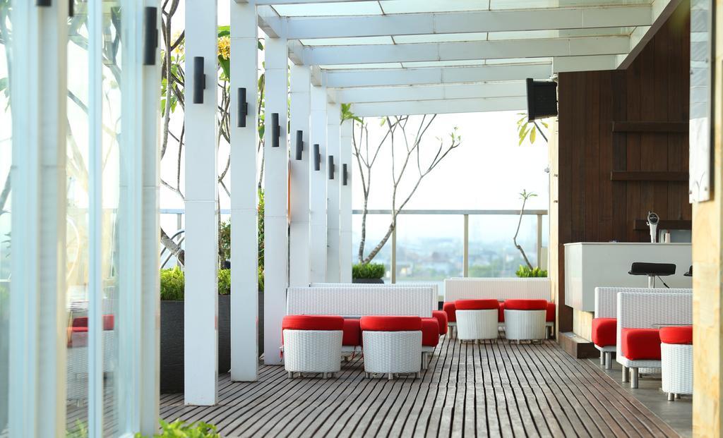 Ibis Styles Yogyakarta Hotel Buitenkant foto