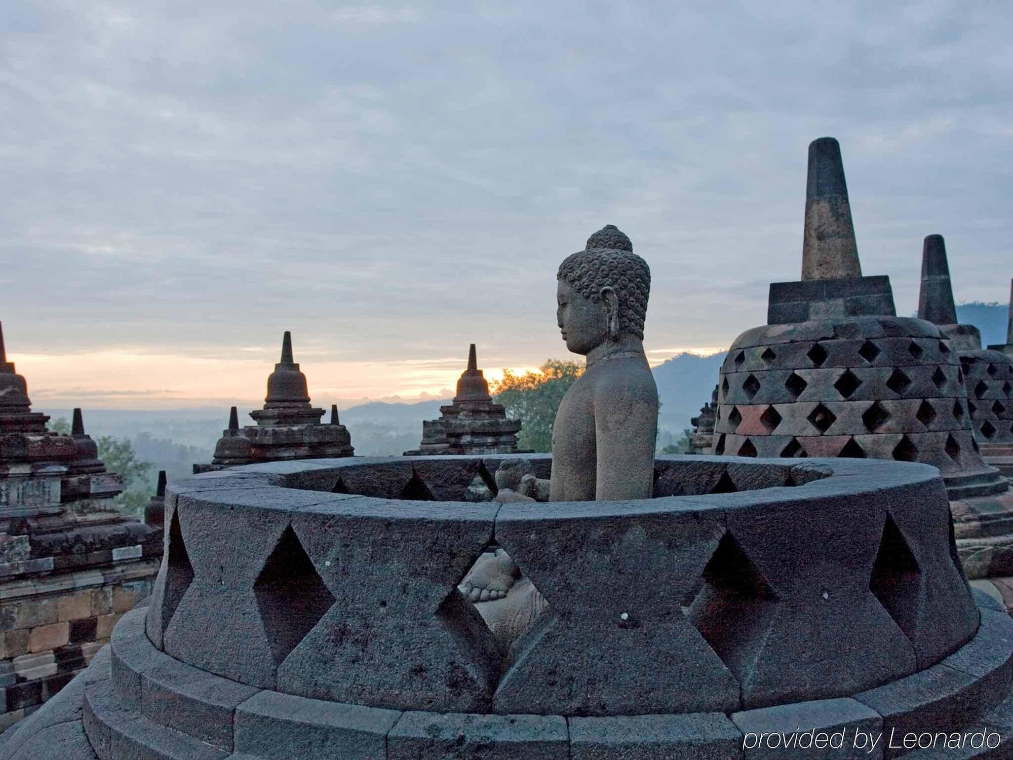 Ibis Styles Yogyakarta Hotel Buitenkant foto