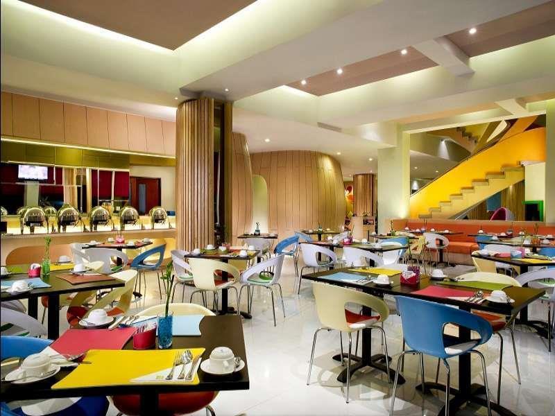 Ibis Styles Yogyakarta Hotel Buitenkant foto