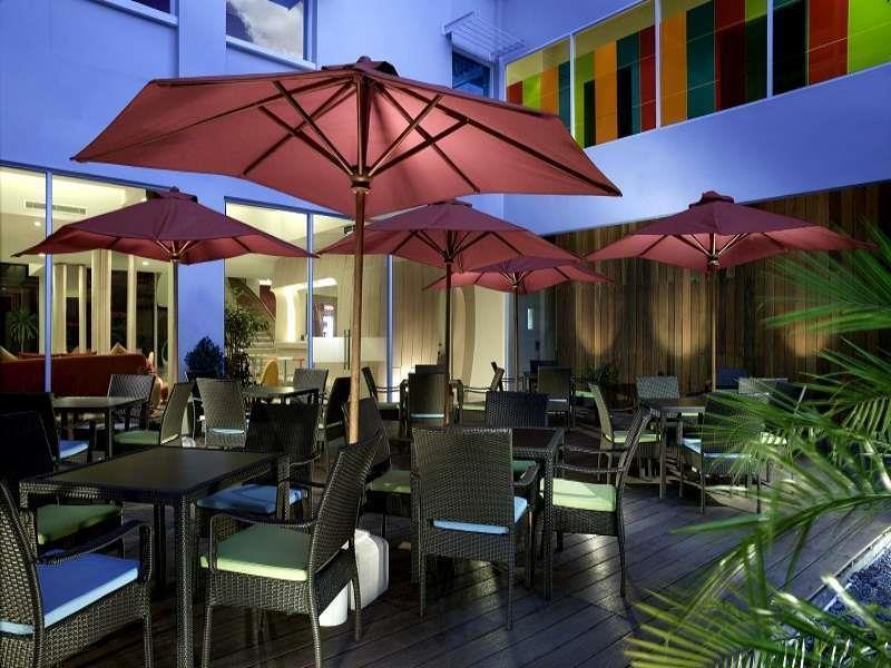 Ibis Styles Yogyakarta Hotel Buitenkant foto