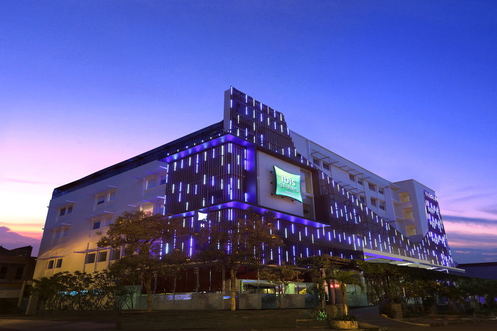 Ibis Styles Yogyakarta Hotel Buitenkant foto