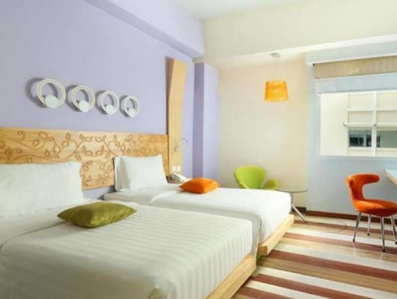 Ibis Styles Yogyakarta Hotel Buitenkant foto