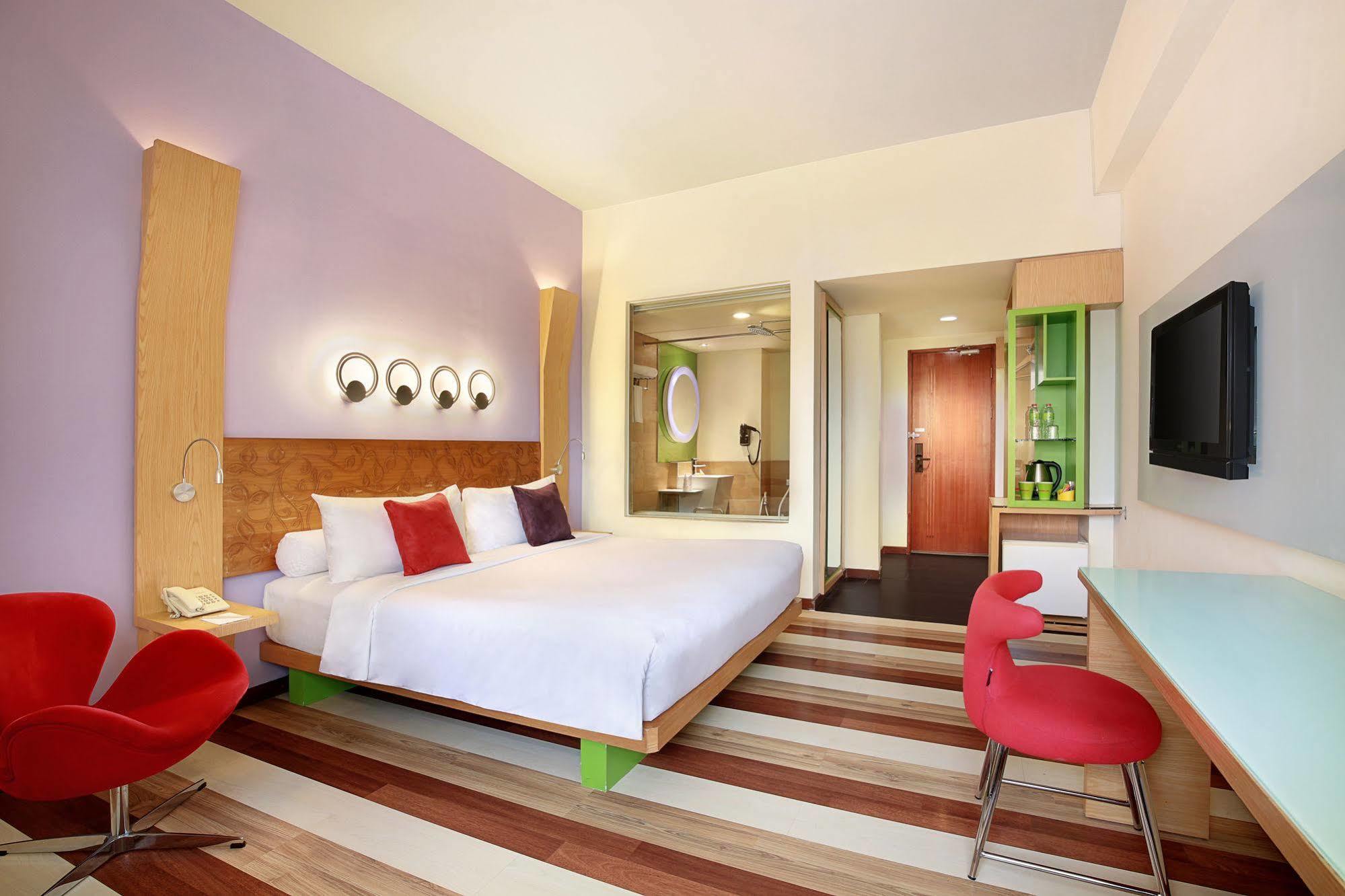 Ibis Styles Yogyakarta Hotel Buitenkant foto
