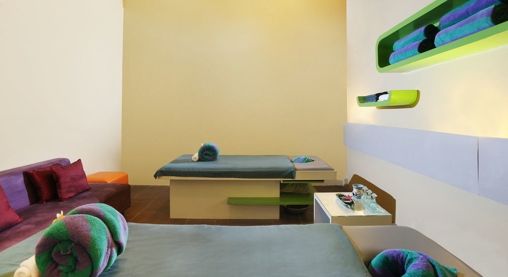 Ibis Styles Yogyakarta Hotel Buitenkant foto